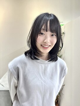 ユニ 江坂(Uni.) 20代30代40代 レイヤーカット 縮毛矯正 髪質改善