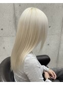 透明感◎錦糸町ブリーチで叶えるホワイトブロンド×小顔レイヤー