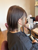 ムル 大口(muru) 艶感カラー×顔まわり明るく見えるイヤリングカラー