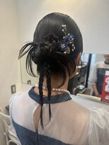 ビーバイシージャストビューティー(B by C just beauty)&nbsp;カチモリシニヨン