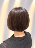 襟足スッキリツーブロック×丸みボブ