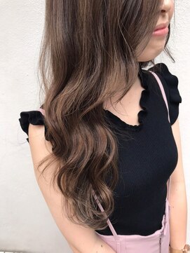 フロート 小阪店(float) シアーベージュ_マニッシュショート,ネイビー,フレンチボブ