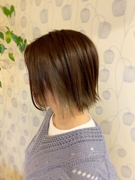 フェイバリット ヘアー プロデュース フィット(Favorite Hair Produce Fit) さりげなく♪インナーカラー×外ハネ