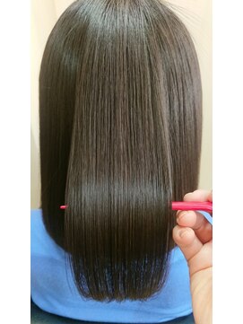 エミヲ 石川町(emiwo) 大人気コスメストレート