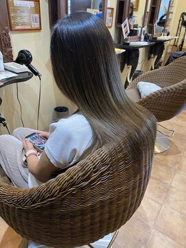ヘアーリゾート トリップ(Hair Resort Trip) ママさん必見☆シャドールーツカラー