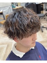 レイズ 名古屋(RAYS)&nbsp;緩め波巻きスパイラルパーマ刈り上げマッシュ　　　h