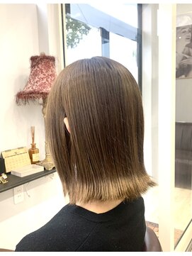 クレアール(creare) Creare 外ハネボブ。