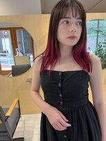 スタン 渋谷(Stam)&nbsp;ワインレッドハイトーンウルフレイヤーカットブリーチカラー渋谷