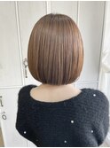 #髪質改善メテオ、グレージュボブ