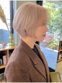 ホワイトベージュ/ショート/ブリーチカラー/ハンサムショート