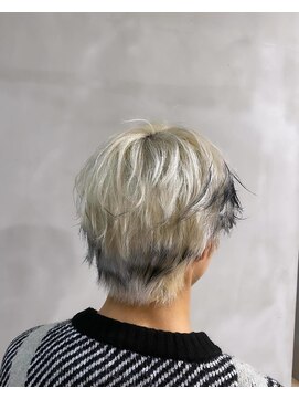 ジプソ(Gypso Hair salon) (そうや) ホワイト×ブラック