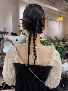 オーイット(ooit) ＊結婚式におすすめ×大人可愛い黒リボン編みおろしヘア＊