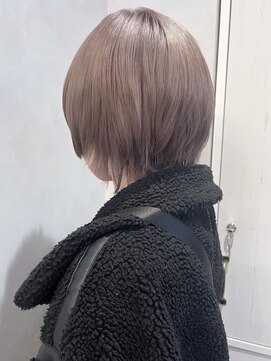 イルウィ(irwi) 【miku/ブリーチ】ミルクティーベージュ/ウルフヘア/門前仲町