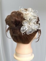 アヴソリューク(Absoluk)&nbsp;お子様ヘアセット　キッズ　ジュニア　お団子