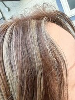 ヘアー バイ ミーズ(hair by Mii’s)&nbsp;グレージュハイライト