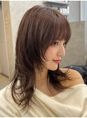ハッシュカットミディアムレイヤーハイレイヤー顔周りレイヤー