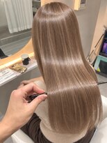レヴァ(LEVA)&nbsp;ケアブリーチでつくる艶ハイトーンベージュ