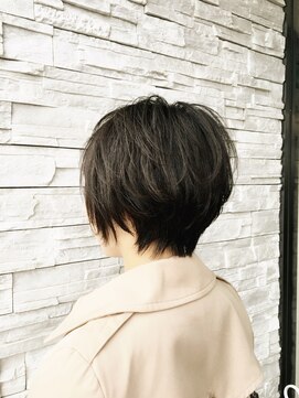 アールトゥーヘアー(art To Hair) ショートヘア