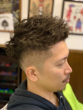 ビアードバーバーショップ(BEARDBARBERSHOP) ジェット×ツイストスパイラル×フェード