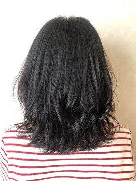 コバコ(Cobaco) 切りっぱなしボブ×レイヤー