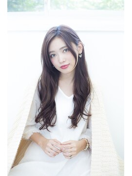 ルミナ オーガニックヘアー(LU3NA organic hair) おさまりのいいフォルムで上品なナチュラルテイストに