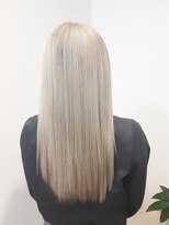 ヘアーアンドメイク アフロディーテ(APHRODITE)&nbsp;プラチナホワイト☆