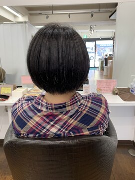 ヘアーアンドスパ ベアーズ 2 ひし形ボブ