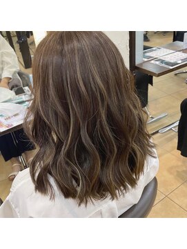 リー 天王寺(Lee) ベージュハイライト☆