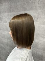 ルイス(L'wis)&nbsp;山内あいなちゃん、イメチェンブリーチ！オリーブ系