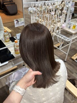 シュシュバイジャガラ 千葉駅北口店(chou chou byJAGARA) ベージュカラー【chouchou千葉・千葉駅】