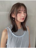レイヤーカット/フェイスレイヤー/ミディアムレイヤー/ベージュ