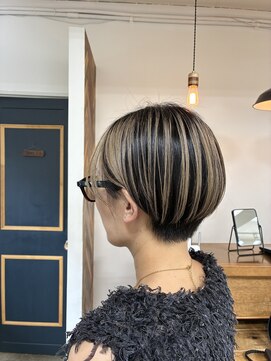 レジーロ (Regilo) 大人マッシュショート