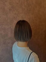 オンザベース(on the BASE) ミニボブ/ミルクティーベージュ/白髪ぼかしハイライト