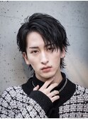 色気を纏う。ウェット質感ウルフレイヤー