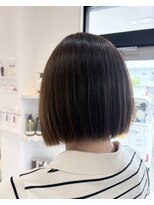 ホワイトストーン WHITE STONE&nbsp;美髪ストレート×切りっぱなしボブ