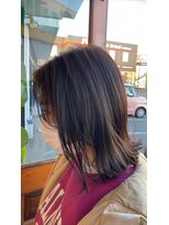 クルニエ(crenier)&nbsp;crenierで作るウォームアッシュのヘルシーボブ●