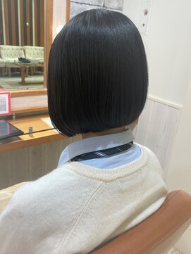 ネオリーブ クタ 町田店(Neolive kuta) 【Ｎｅｏｌｉｖｅｋｕｔａ町田店】切りっぱなしボブ