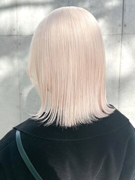 ベレーザ 渋谷(BELEZA) 3790ニュアンスカラーシルキーベージュハイトーンカラー艶髪ボブ