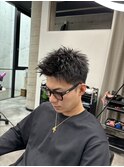 大人男髪ショートスパイキー