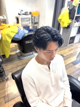 バーバーブロス(BAR BER bro's) 「大人気」フェザーパーマ