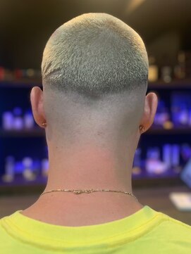 クラシコ(CLASSICO) ＜理容室＞メンズ坊主ボウズ