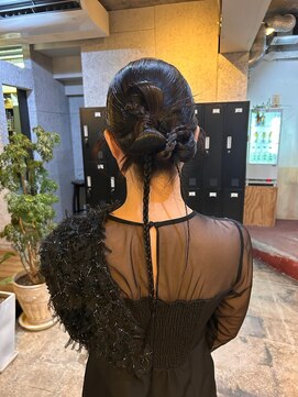 ヒカリス 中崎店(HIKARIS) タイトアレンジ/カチモリ