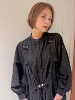 ウクク(UCUCU)&nbsp;ベージュカラーボブ