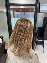 アイズ 本厚木(AIZU)&nbsp;白髪ぼかしハイライト