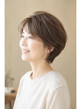 モリワキ 藤が尾店の写真/丁寧なカウンセリングで理想のスタイル、白髪ぼかしを一緒に創り上げます。