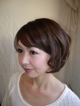 ぉ家サロン(Salon) 丸みショートボブ