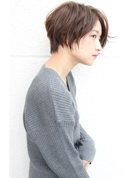 レウナ 外苑前(Reuna) 大人オシャレに決まるニュアンスショート