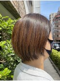 ショートボブ