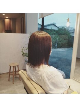 ティクルピンク(Tickled Pink) 〈Tickled Pink ティクルピンク〉ストレートボブ