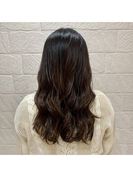 イーチ ヘアーアンドトータルビューティ(each hair&total beauty) 大人可愛い/重めロングスタイル